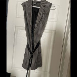 Zara- Open vest blazer with belt